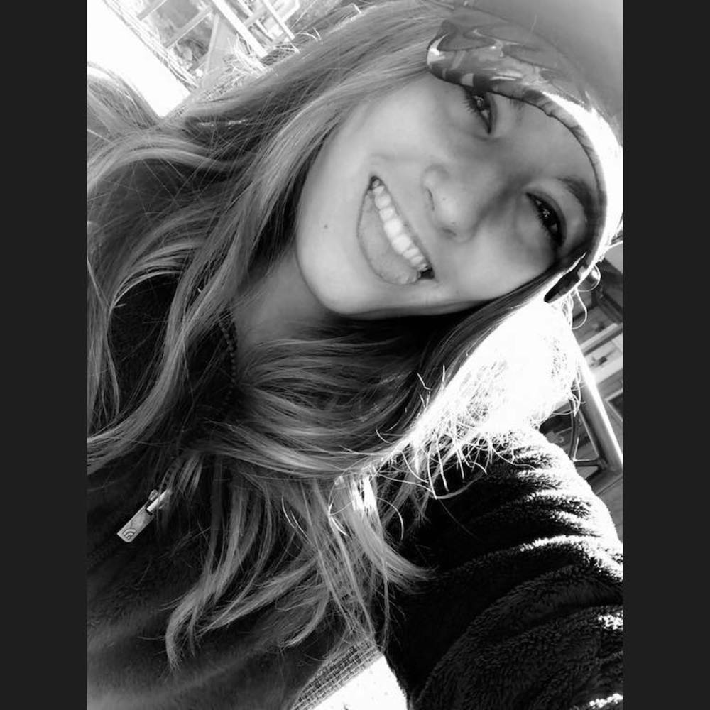 Meet your Posher, Mariel